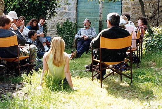 1991 · Cortona. A question held in an outdoor circle
